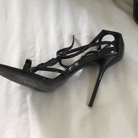 Authentic Saint Laurent Casandra heels in Nero(Black) - Picture 5 of 15